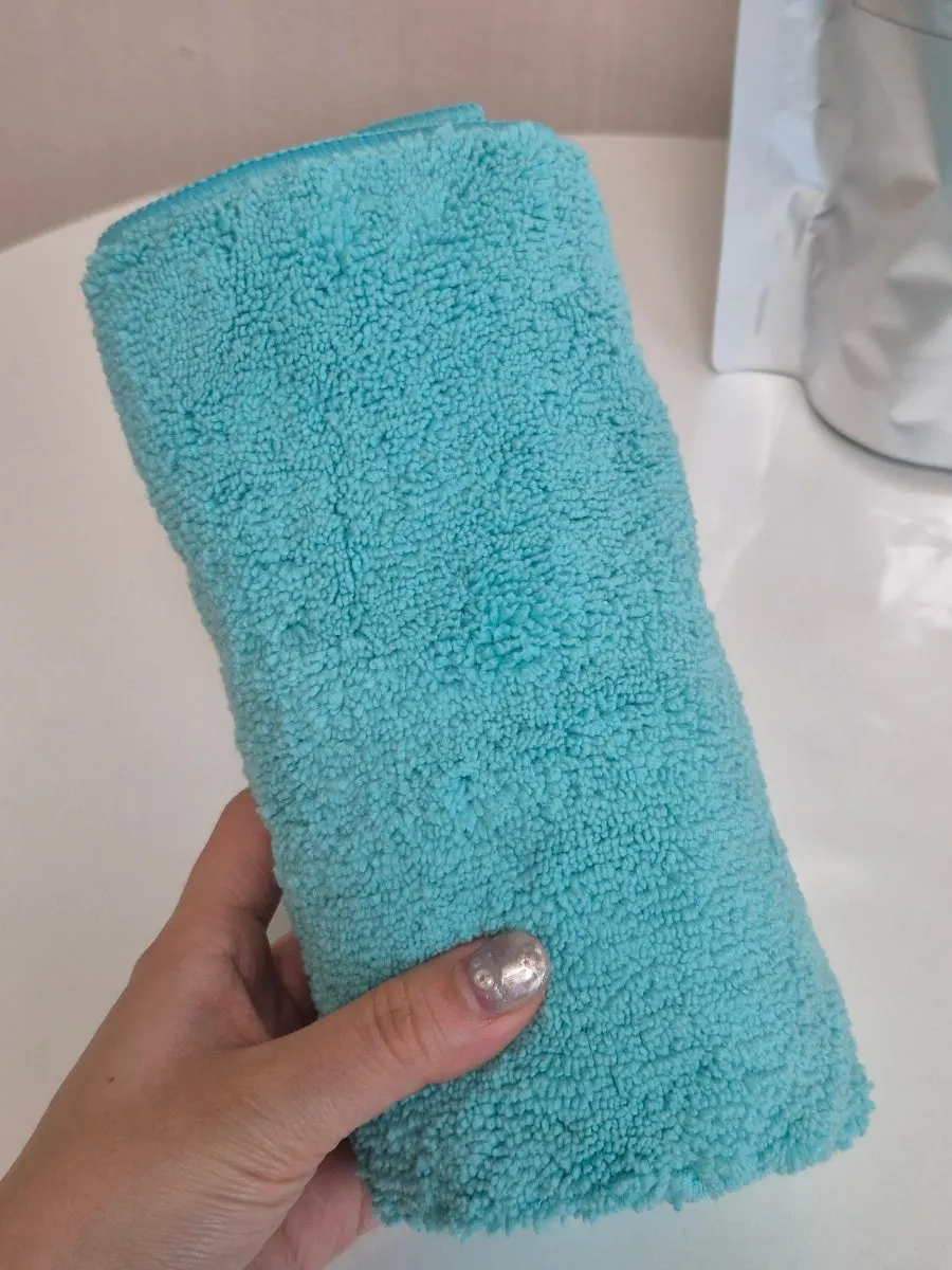 Individually wrapped CleanView oil film remover and towel