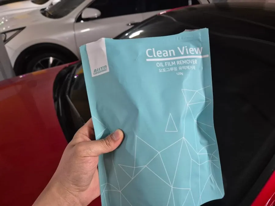 Clean View product used for car glass maintenance