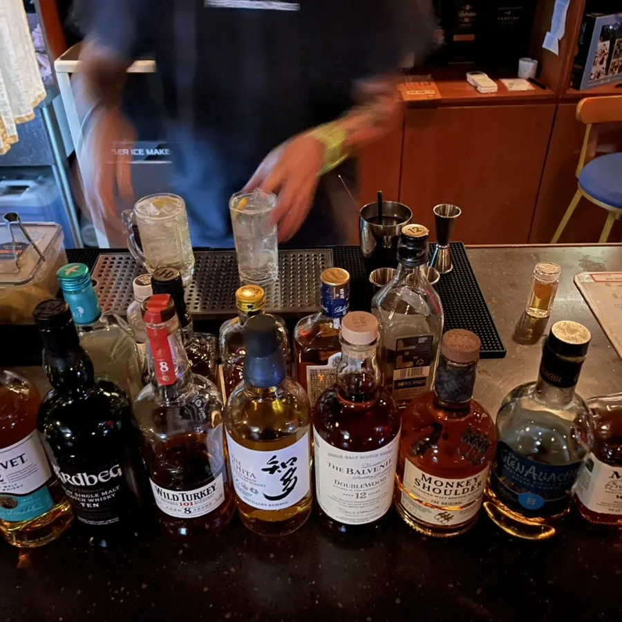 Highball being mixed at CMS Soundbar