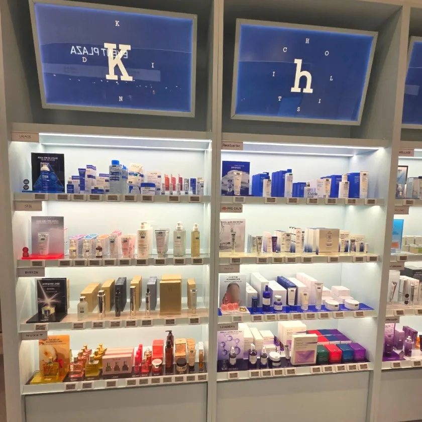 KHODE Pangyo store crowded with shoppers on opening day