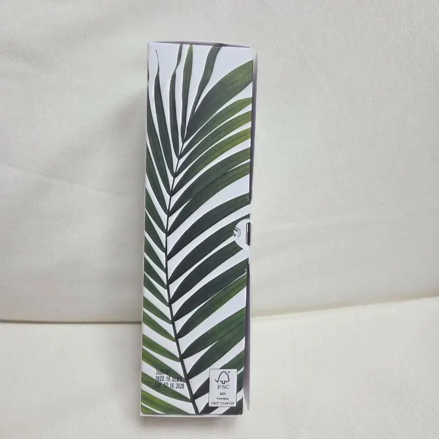 URANG cleansing oil pump bottle design