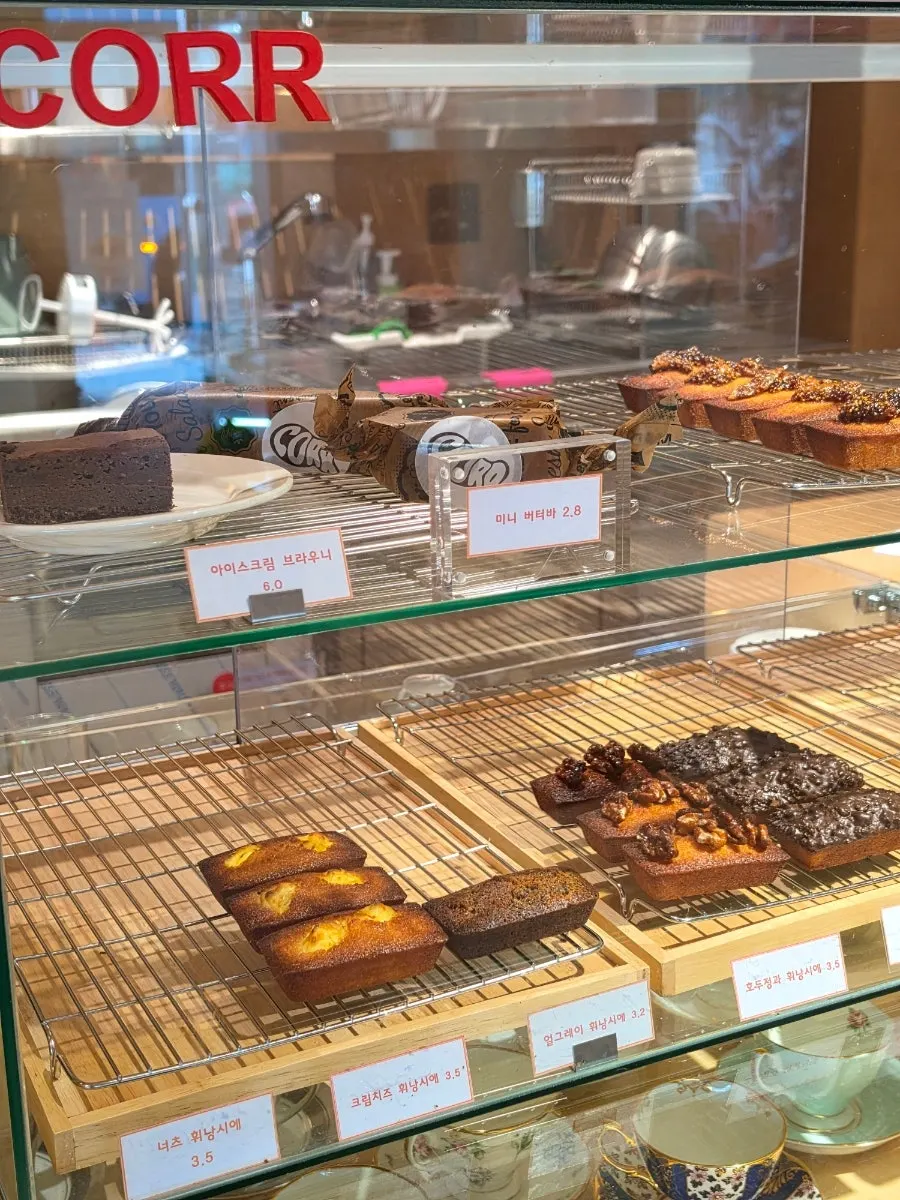CORR's dessert display case