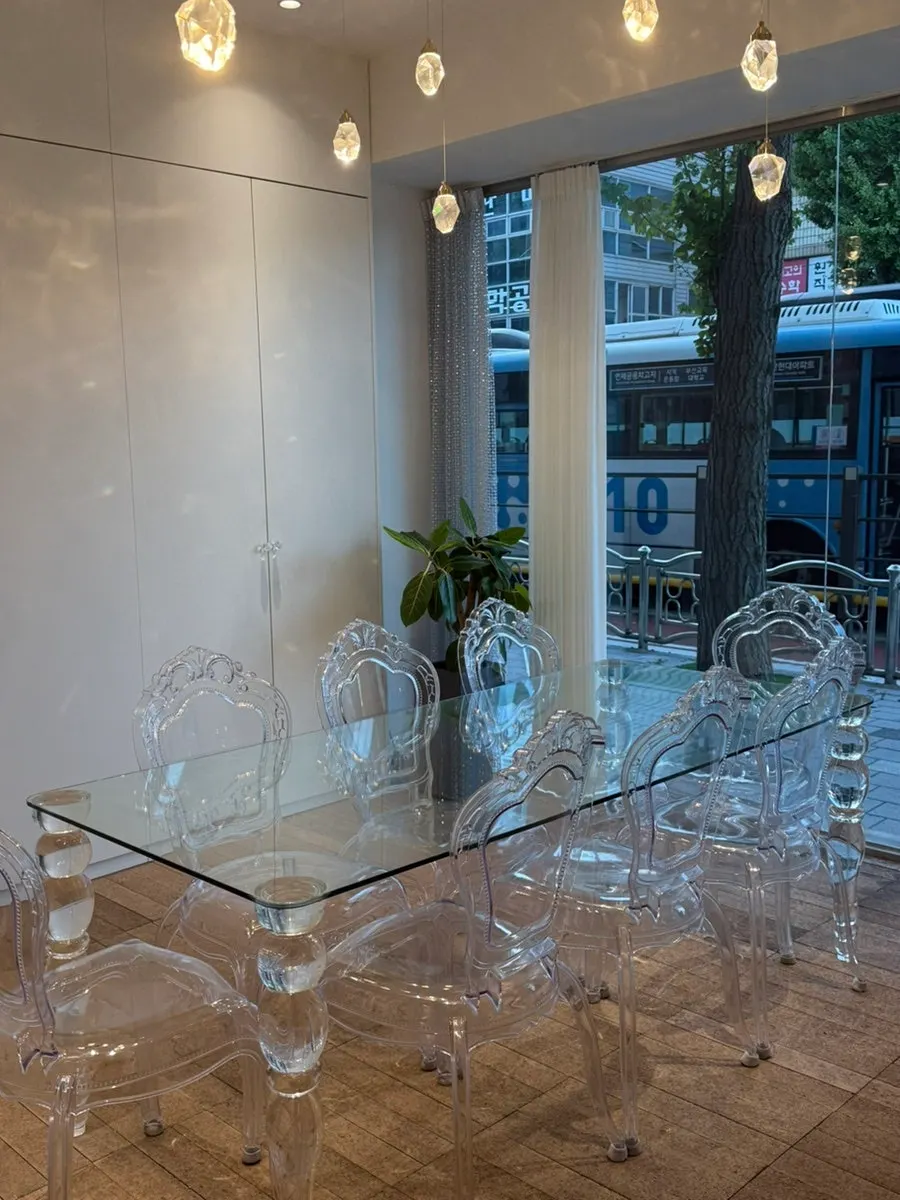 One of CORR's private room spaces