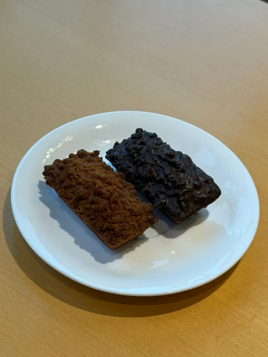 Close-up of the financier topped with Lotus biscuit