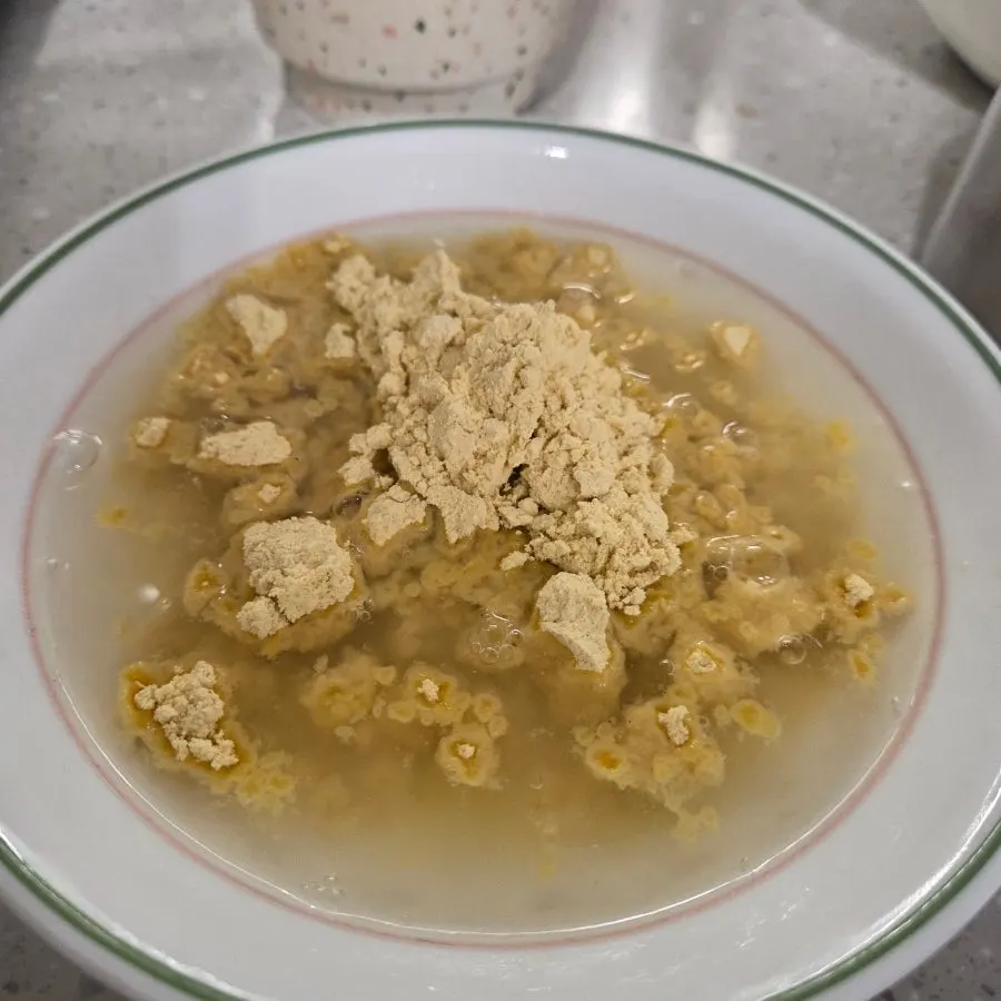 Cream soup made with corn and Korean soybeans
