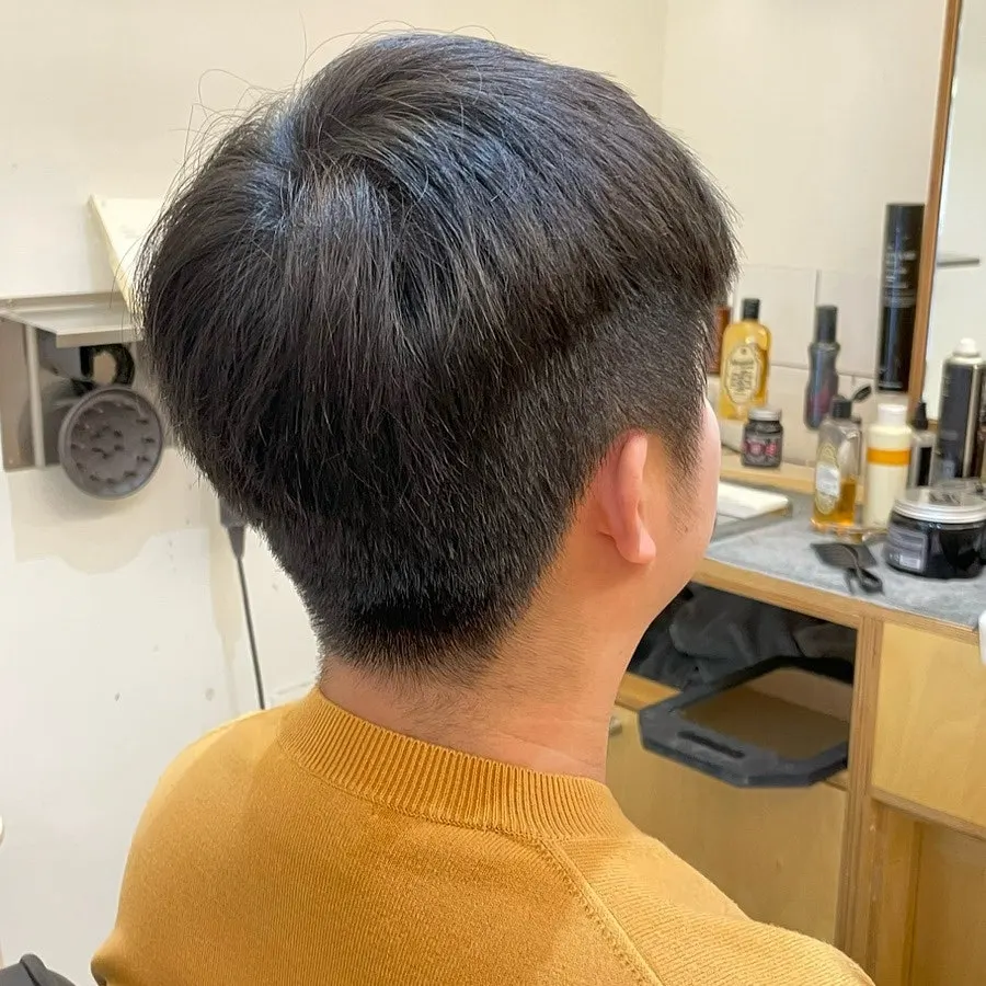 한 타임 한 명만 받는 바버샵 좌석