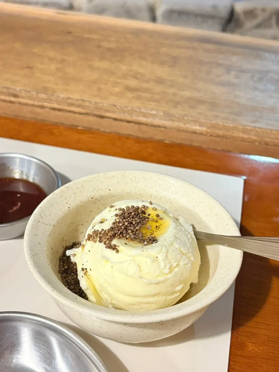 디저트로 나온 들기름 아이스크림