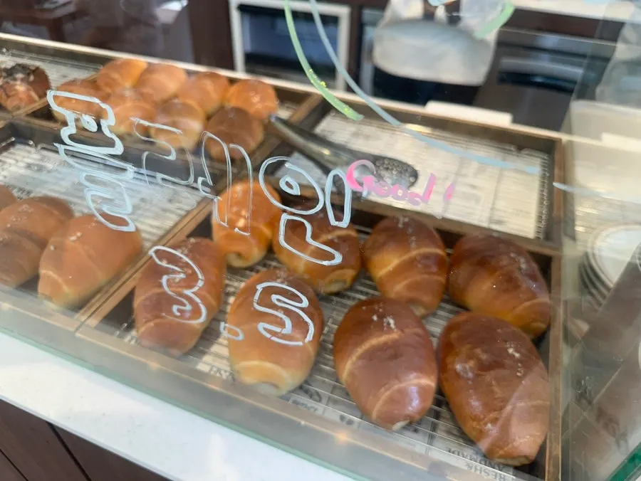 Display case full of salt bread