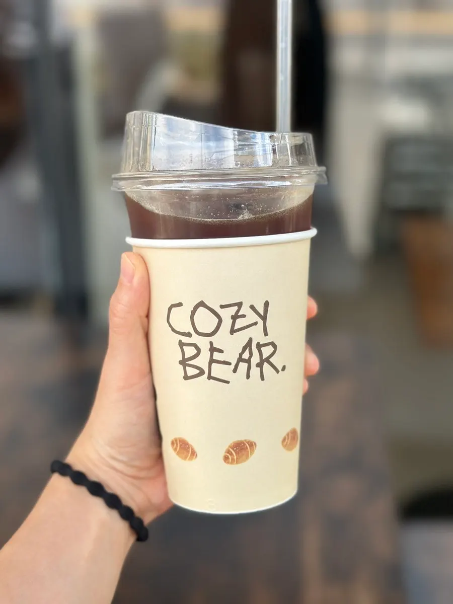 Cozy Bear's iced Americano