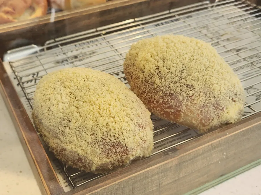 Golden bake color on Cozy Bear's basic salt bread
