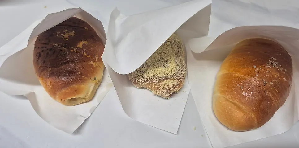 The 3 salt breads plated at home