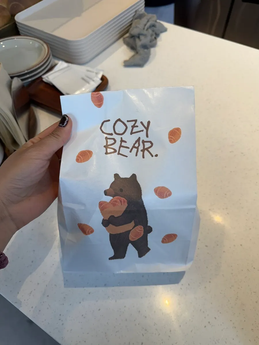 Sign about the free iced tea Naver review event