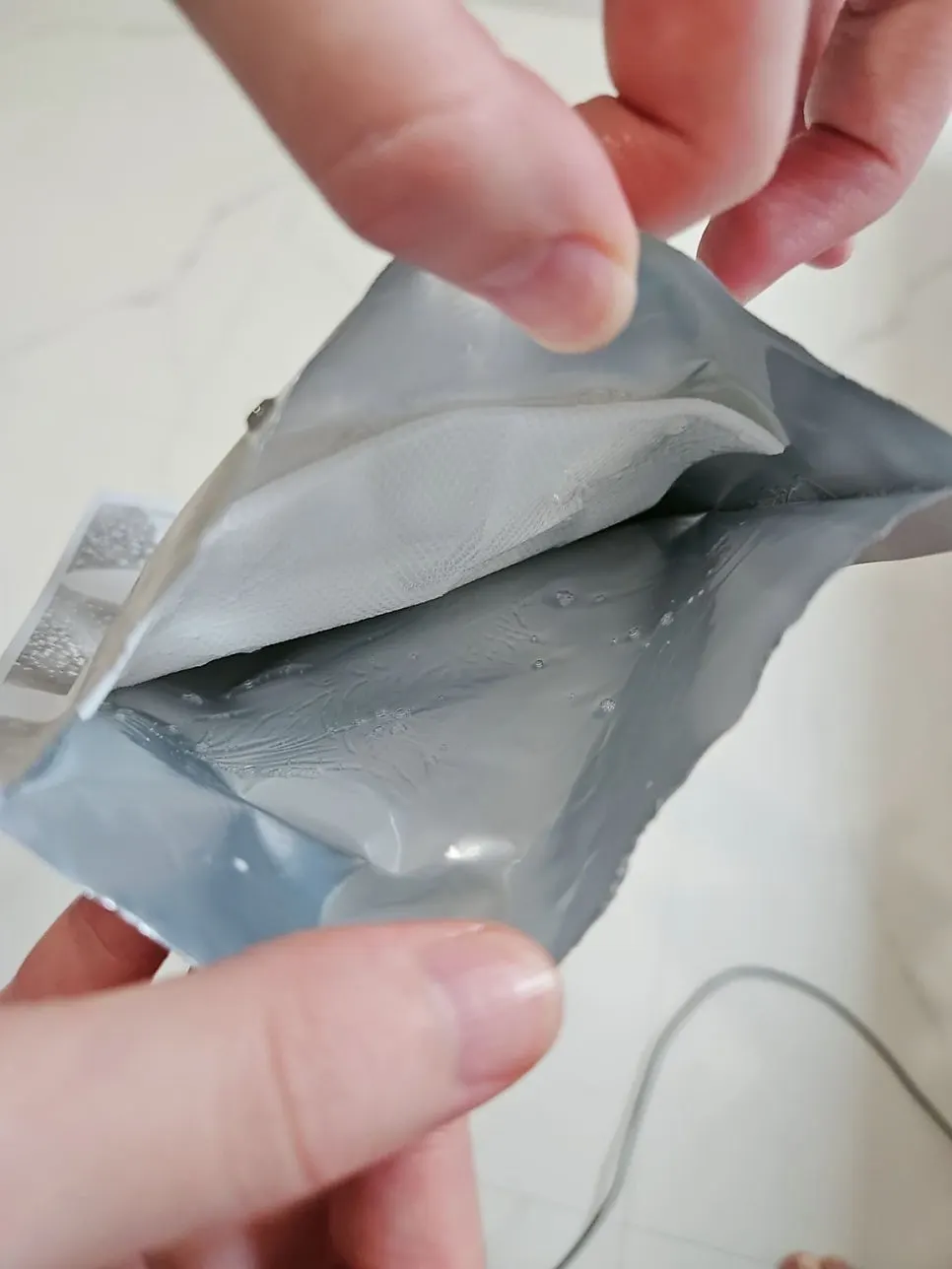 Biocellulose sheet soaked in essence