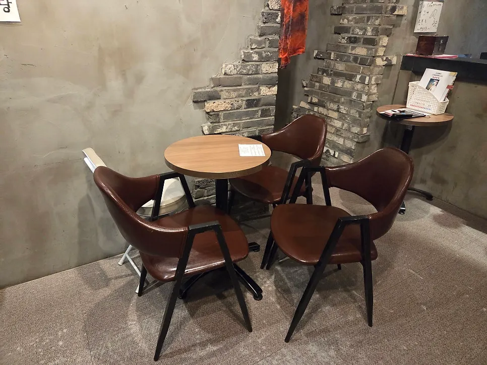 Interior hallway of Cube Escape Daejeon Dunsan Branch