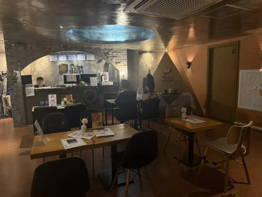 The dimly lit lobby of Cube Escape Hongdae Branch