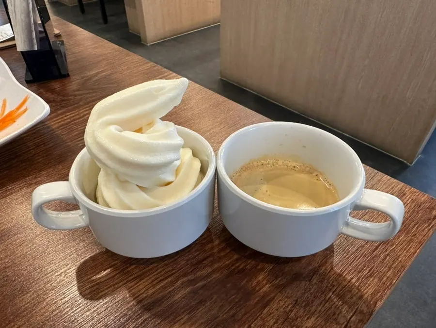Affogato made by mixing in ice cream