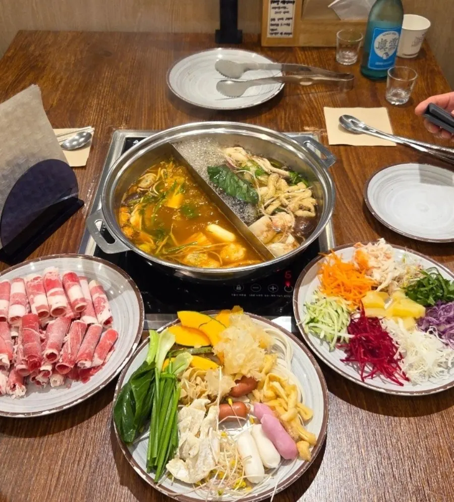 Introduction image of Dadam Shabu Shabu & Wolnamssam Wirye Branch