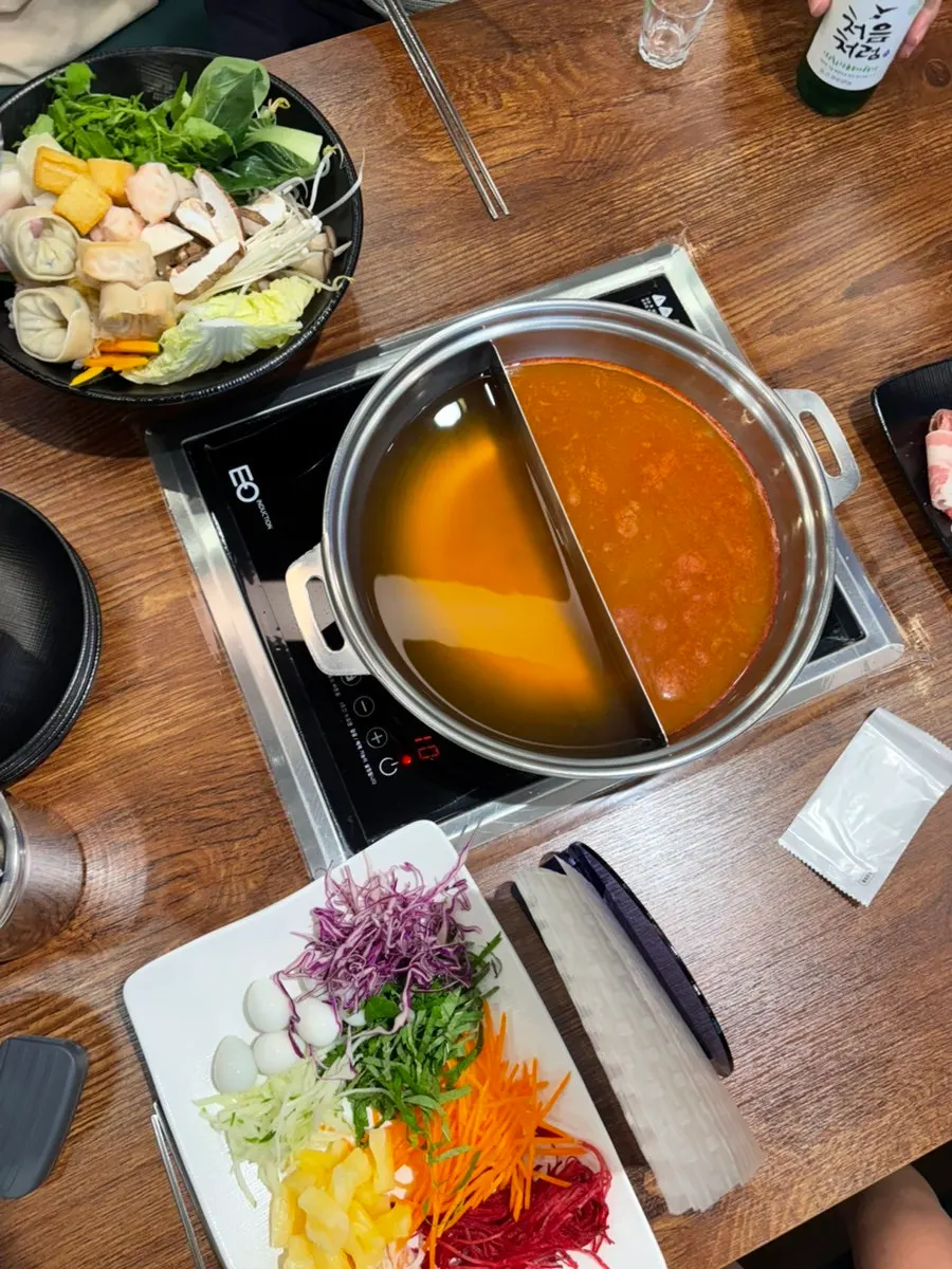 Vegetables laid out at the Dadam Shabu Shabu self-bar