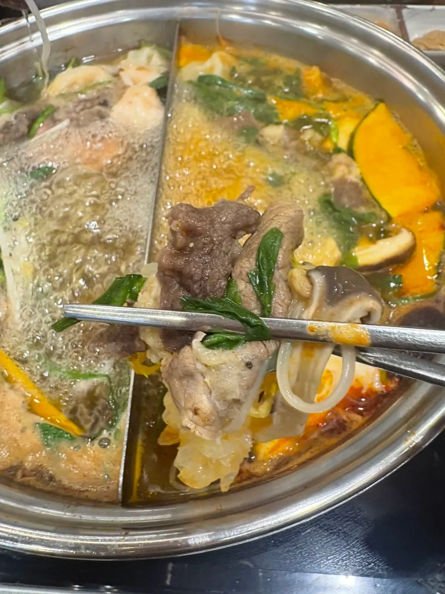 Adding vegetables to the boiling broth