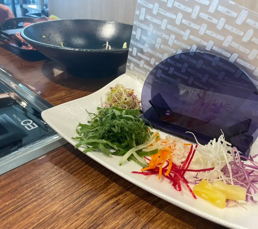 Vegetables laid on rice paper for wolnamssam