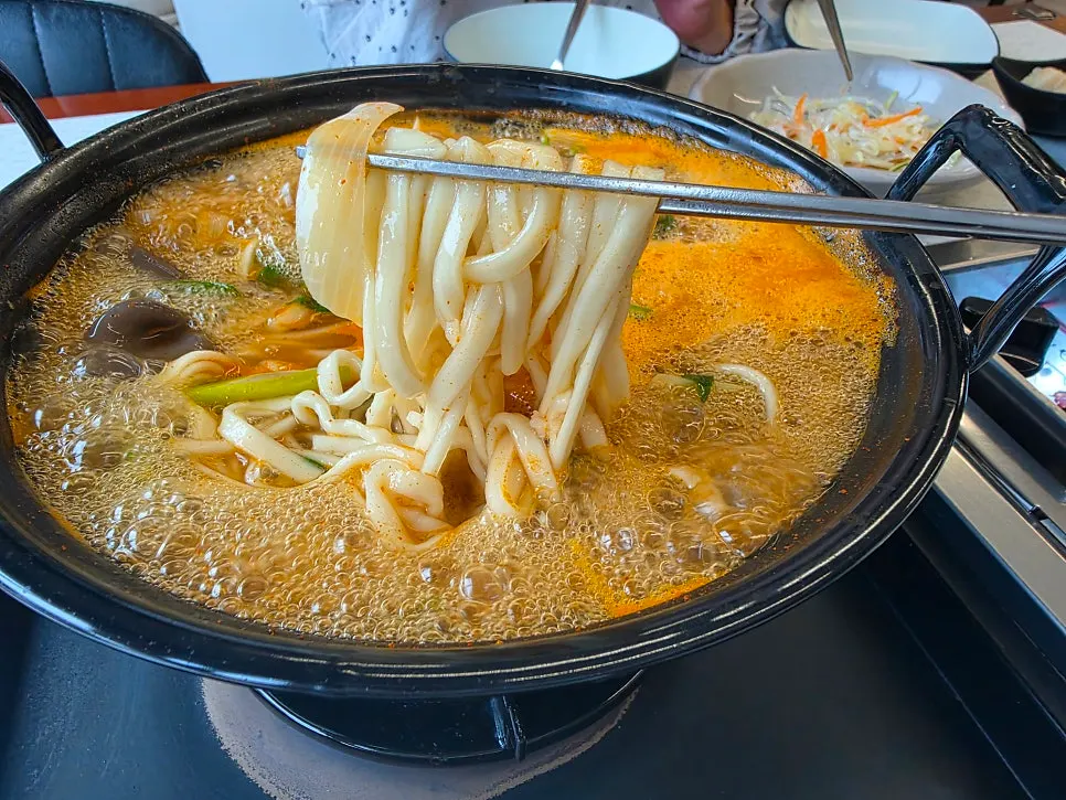Chewy kalguksu noodles soaked in broth