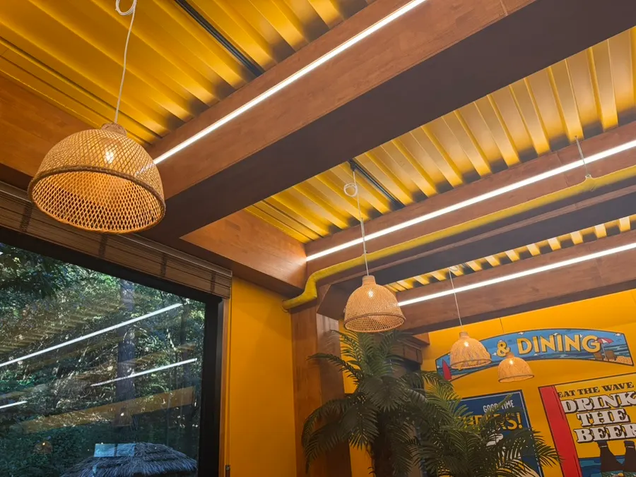 The date-friendly atmosphere at Daecheon Brewery