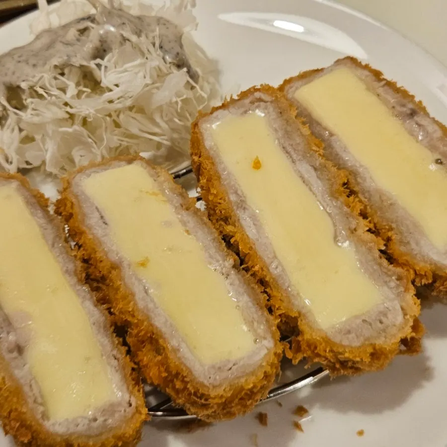 시올돈 돈카츠 식사 메뉴