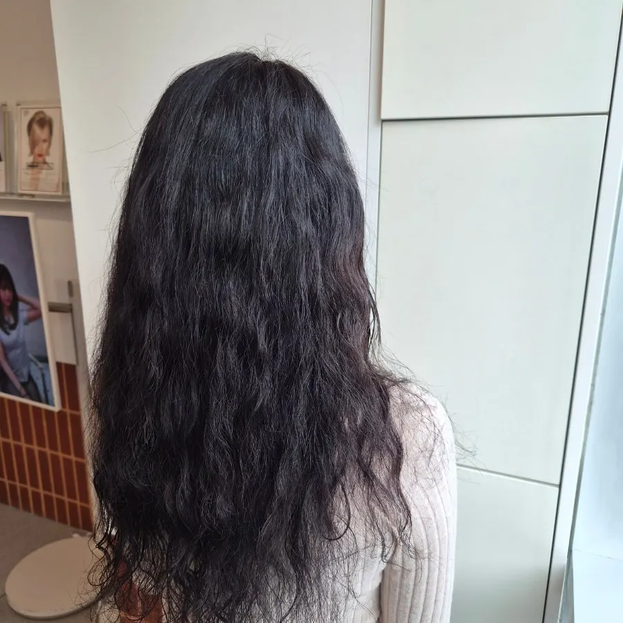 Hair with an evened-out matte brown tone