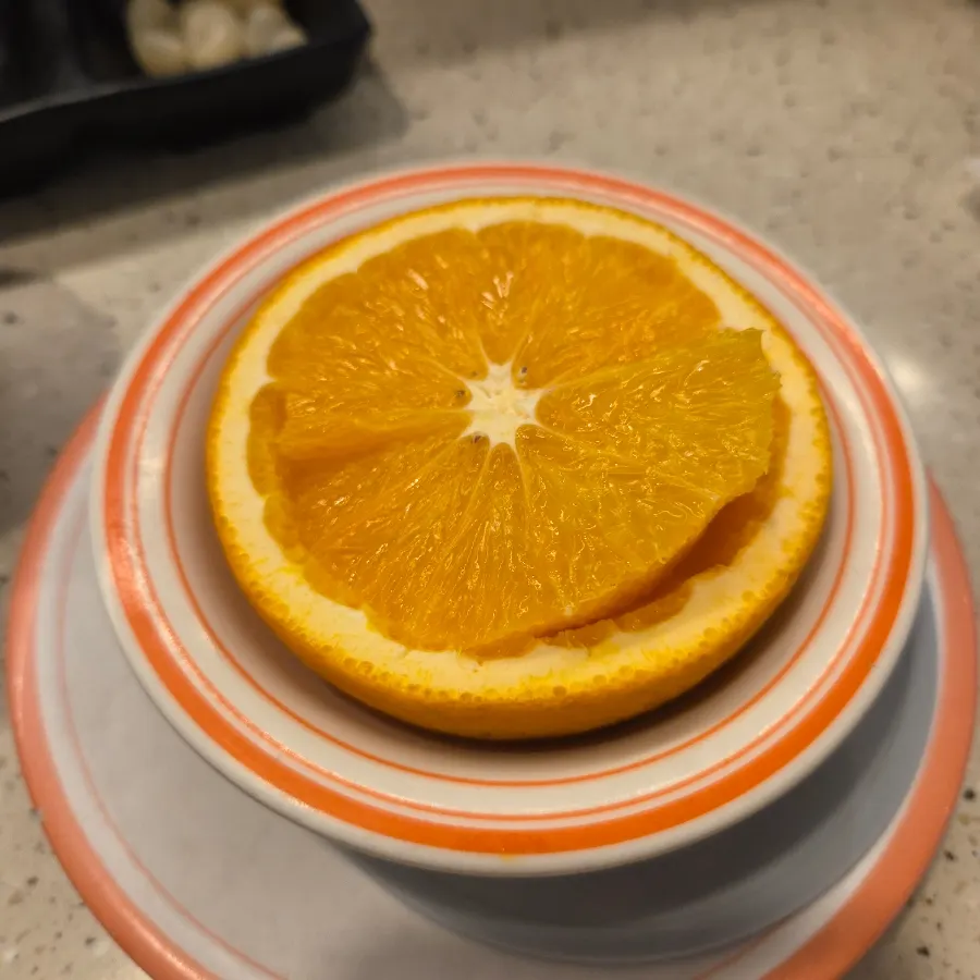 Orange eaten to finish the meal