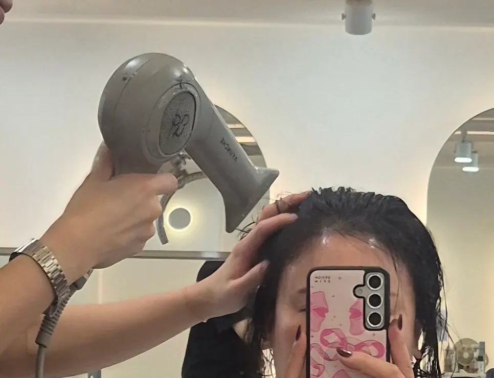 Finished short bob full color after blow-drying