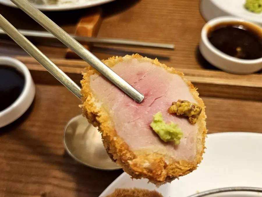 Tenderloin cutlet with crisp breading