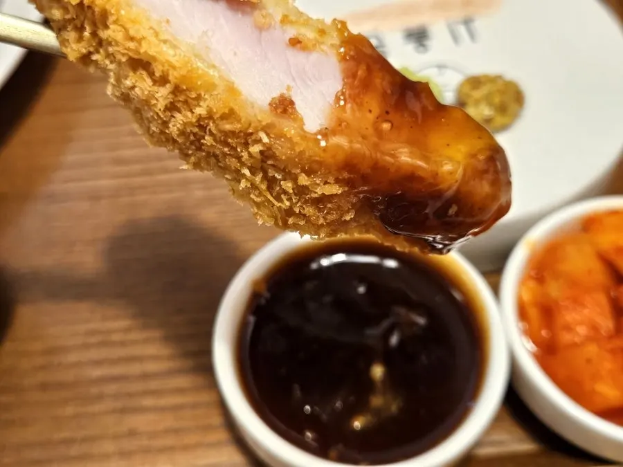 Premium loin cutlet with tonkatsu sauce and mustard