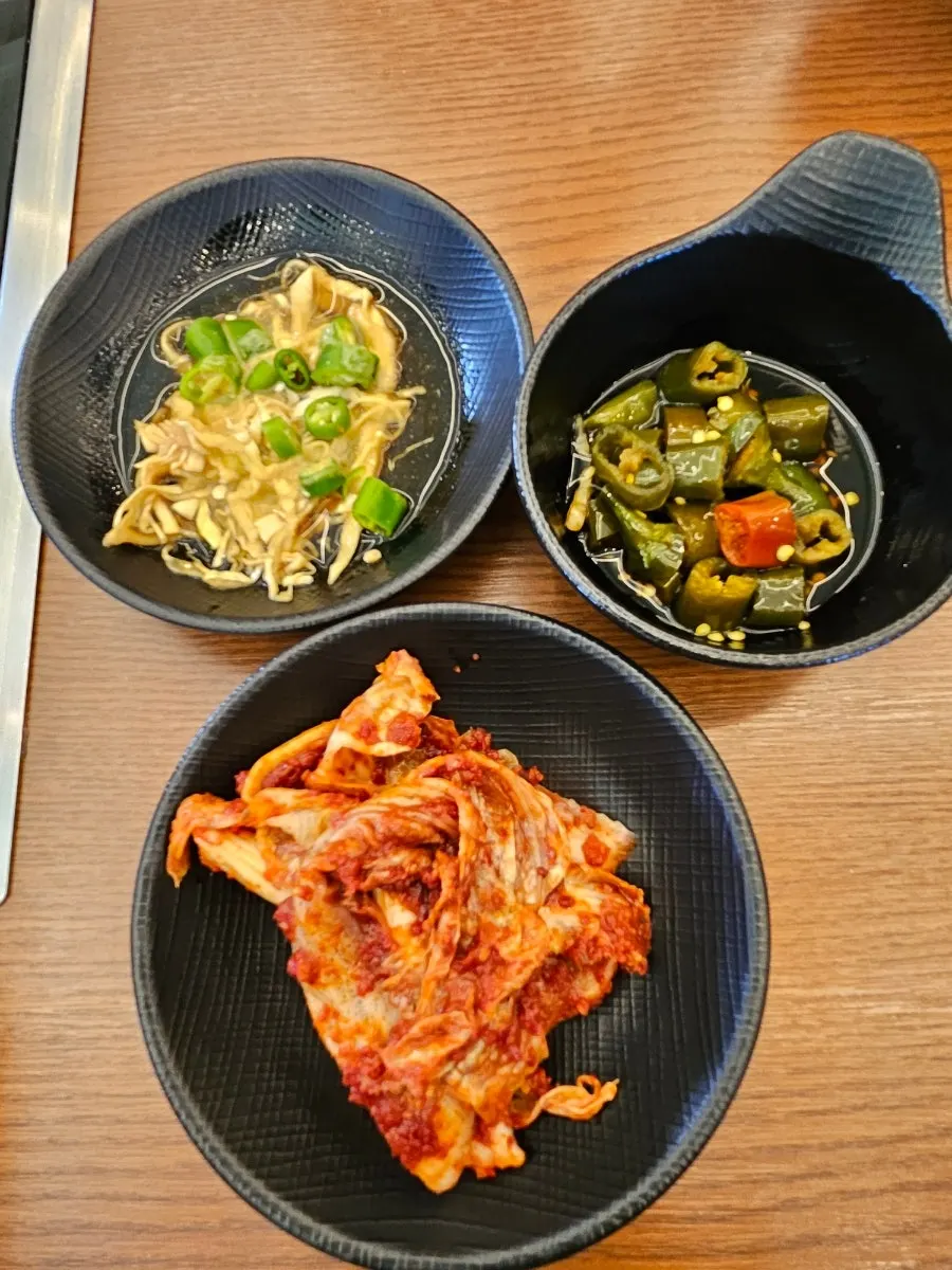Pickled red pepper and kimchi side dishes