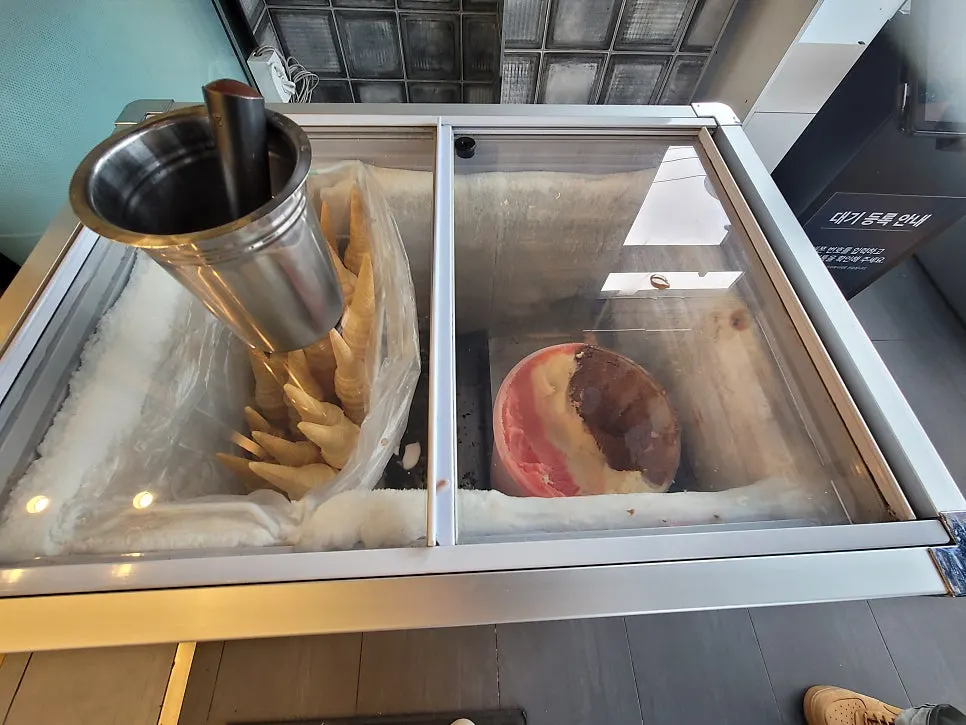 Brewed coffee machine and snack jelly for sale