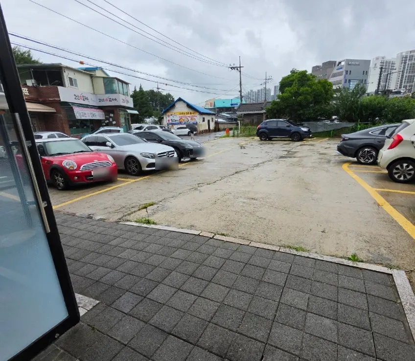 Visiting Daedae Myeonok in Uijeongbu on a rainy day