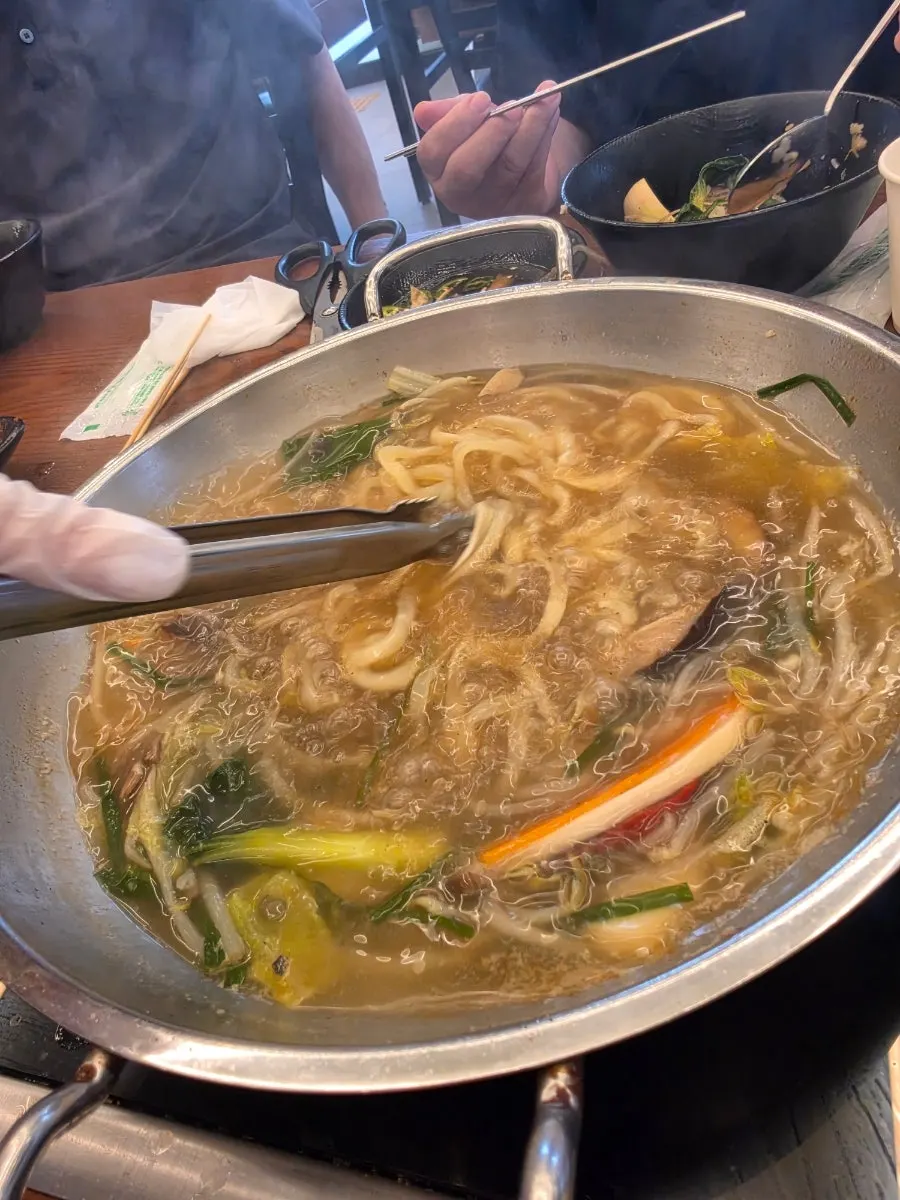 Noodles boiled for 3 minutes in the broth