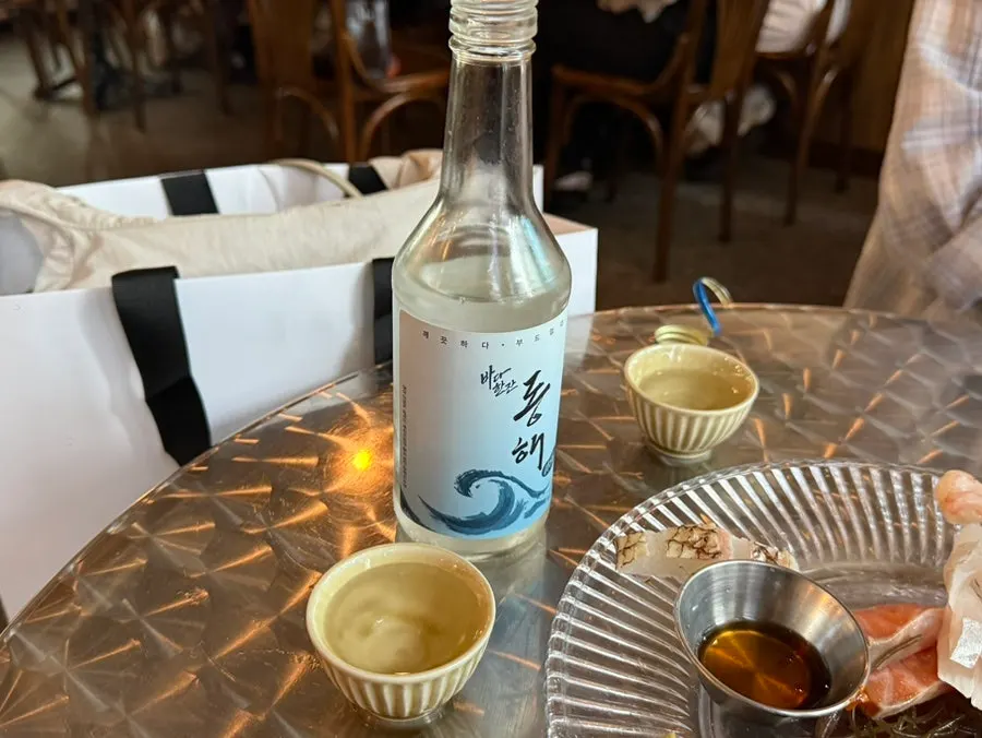 Donghae soju enjoyed with the aged sashimi