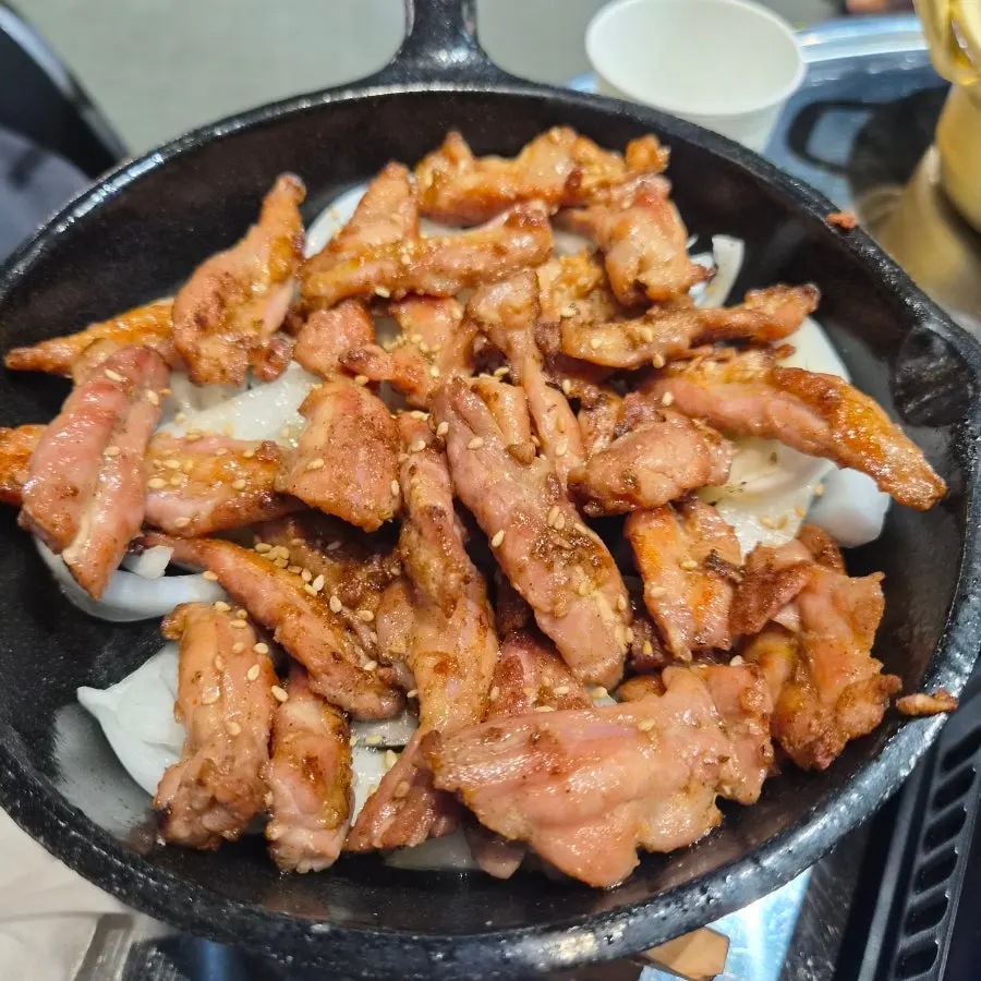 촉촉하게 구운 닭목살