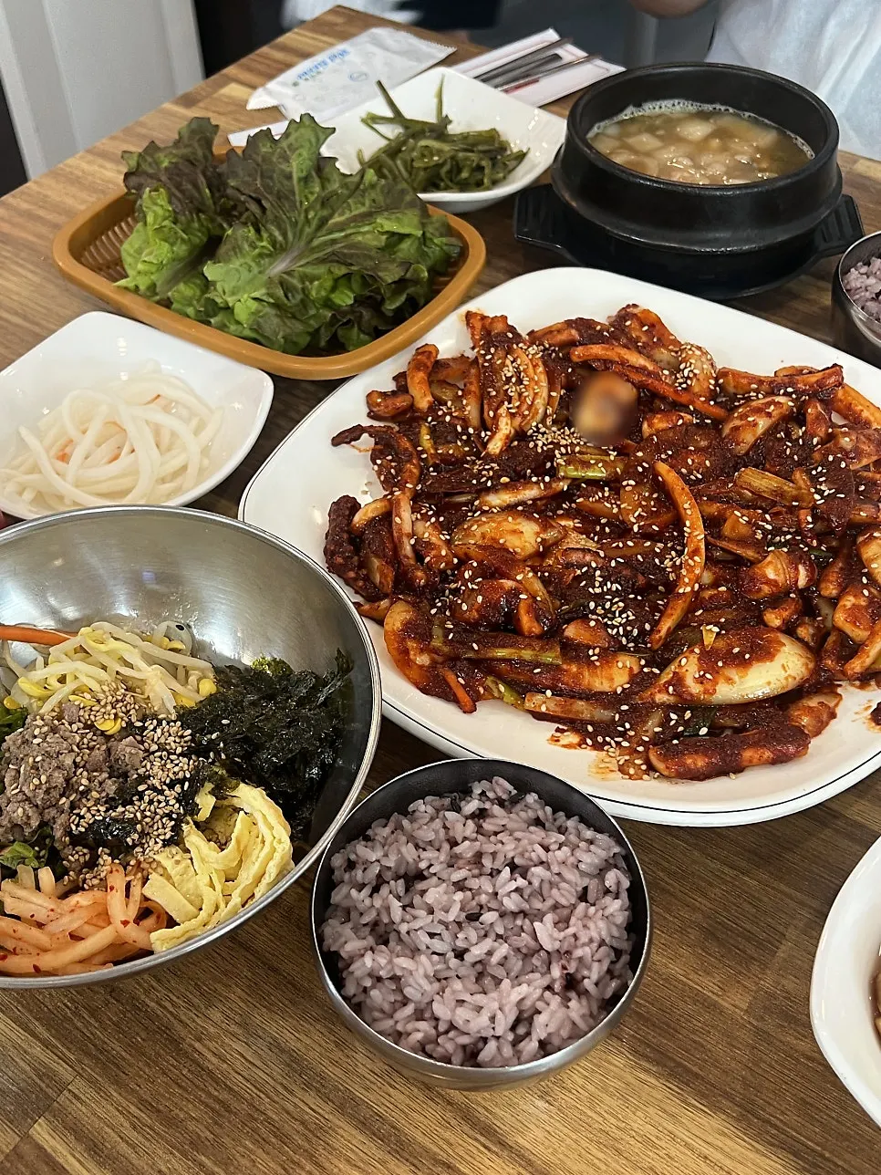 Squid stir-fry main dish