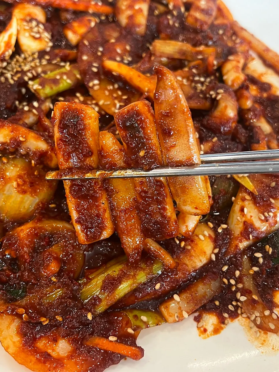 Large pieces of squid stir-fry