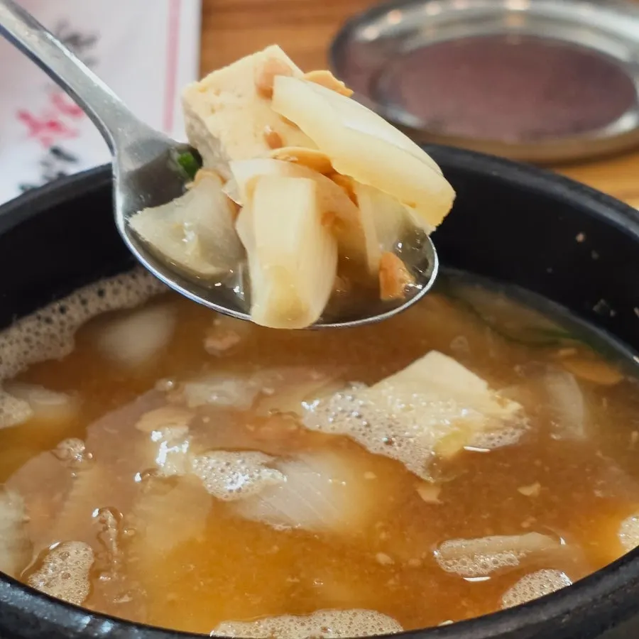 돌판 직화 오징어 제육볶음 한 상