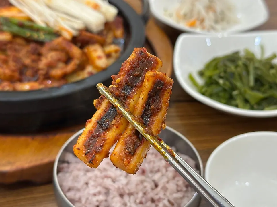 Stir-fried pork and squid