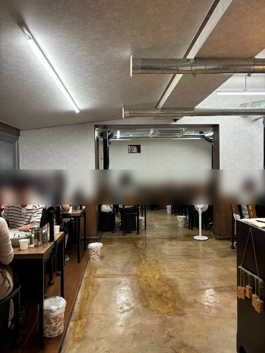 Interior space at Matdongsam Beomeo Main Branch