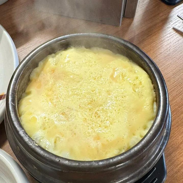 Hot, steaming steamed egg