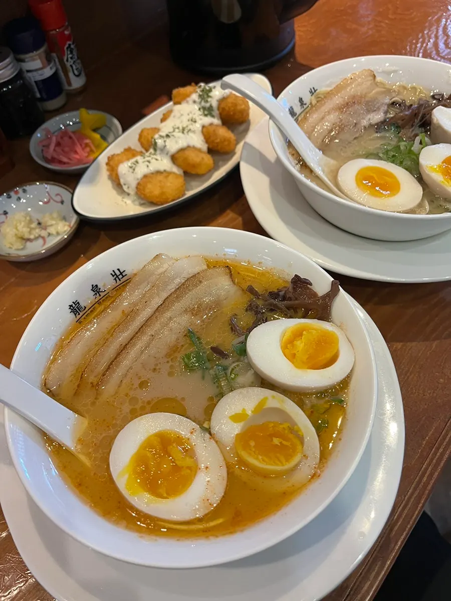 Guía de cómo comer el ramen y condimentos