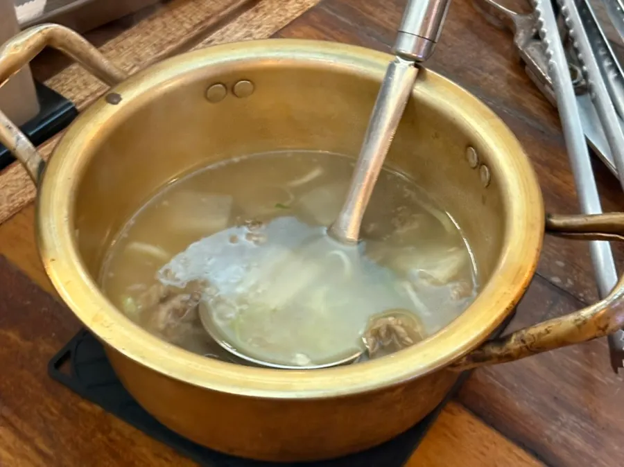 주방 맞은편 반찬 셀프바