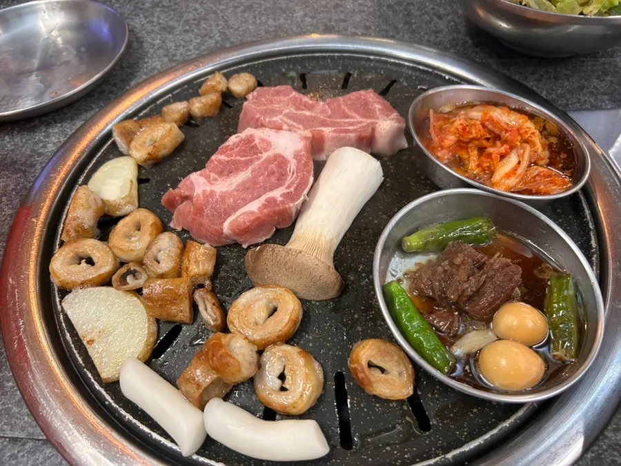 Iberico makchang on the grill