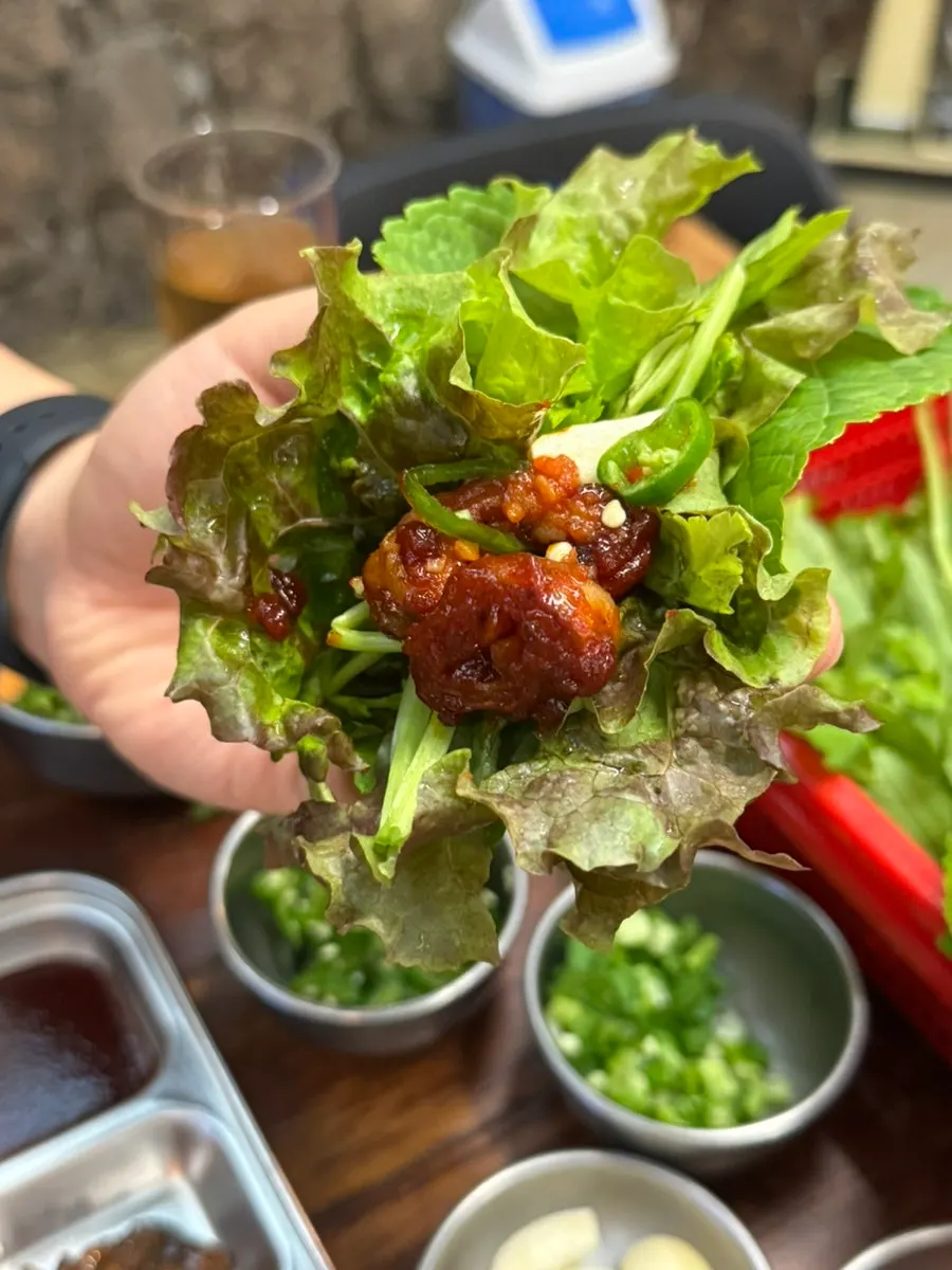 Spicy makchang grilling over charcoal