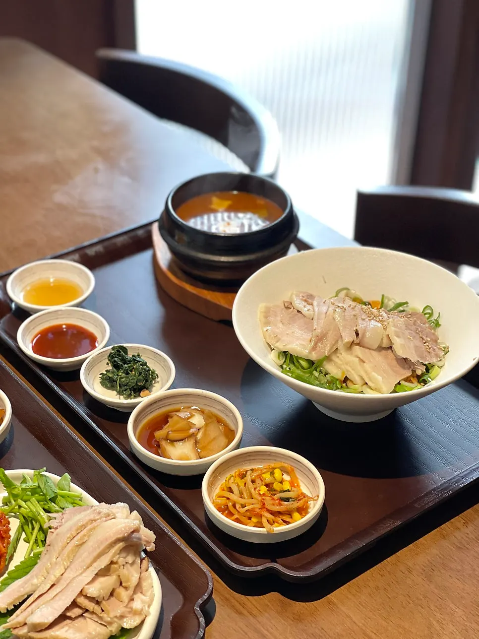 보쌈 덮밥 한상 구성
