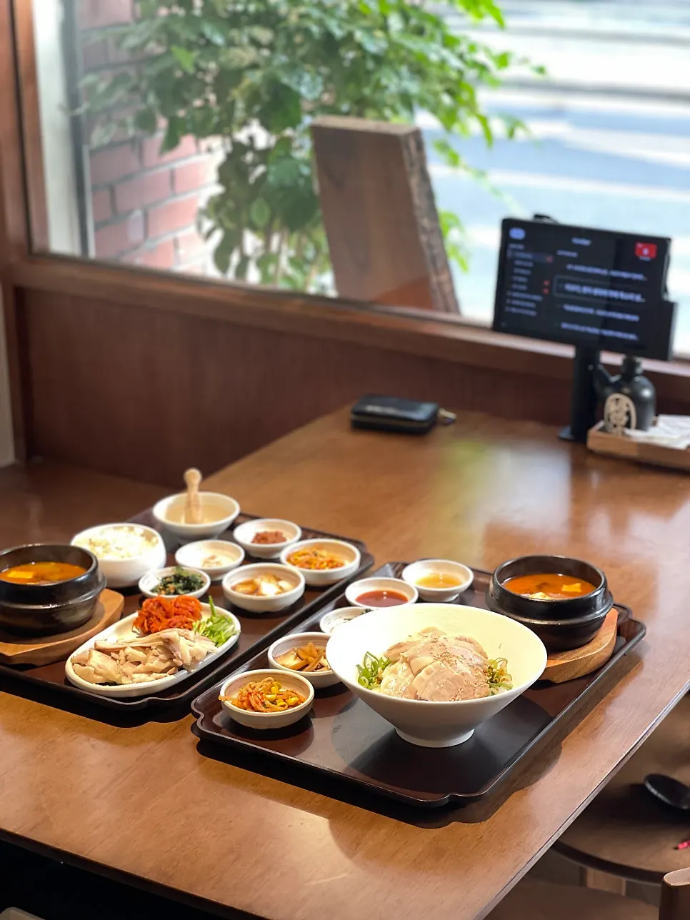 울동보쌈 한상 식사 사진